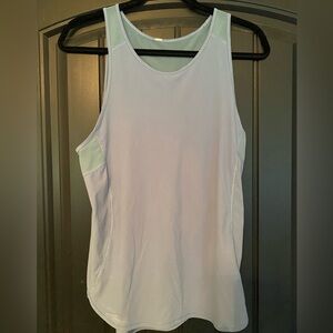 Women’s Lululemon tank top